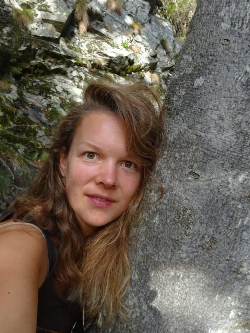 Naomi Mostert